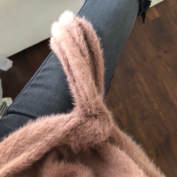 🆕 So Fuzzy Mauve Dolman Front Tie Sweater - Picture 7 of 7